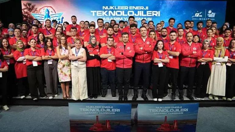 Selçuk Bayraktardan heyecanlandıran nükleer enerji açıklaması Birkaç sene içinde SMRleri yapabileceğimize inanıyorum
