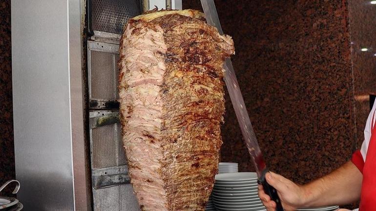 Kasapta ve restoranda yeni dönem Döner, sucuk ve kıymada bu maddeler artık tamamen yasak