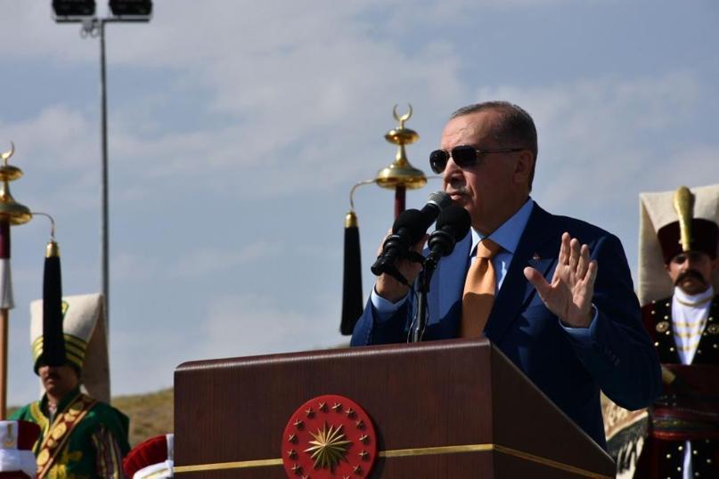 Son dakika: Cumhurbaşkanı Erdoğan Ahlattan duyurdu: Mücadelemiz bitmeyecek